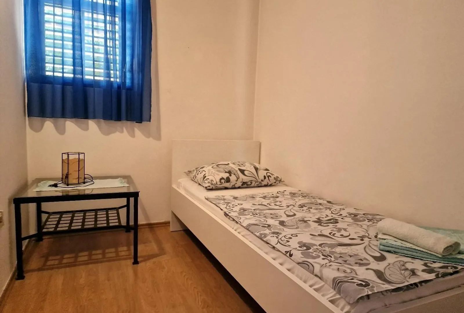 Apartments With A Parking Space Barbat, Rab - 22217 Rab Town