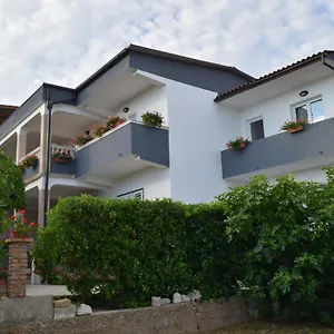 Appartamento Andela I Mladen Debelic, Rab Town